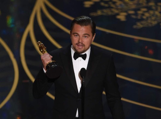 Leonardo Dicaprio gana Óscar a Mejor Actor   