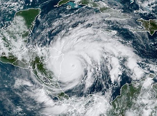 Más grande y más fuerte: El huracán Iota es más temible que el Eta para Nicaragua