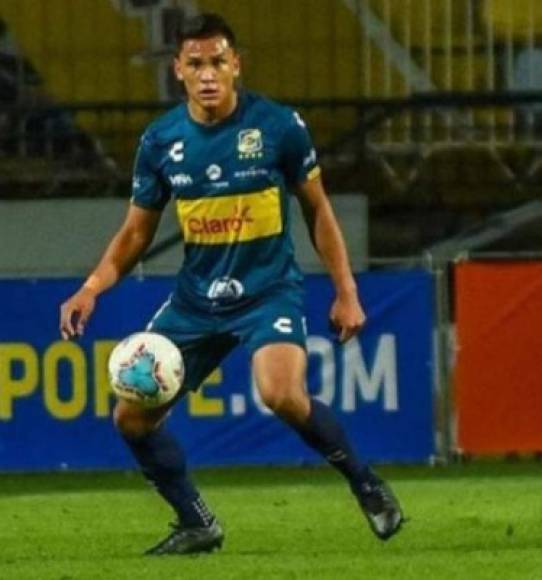 Denil Maldonado: Juan Carlos Suazo, presidente financiero del Motagua, confirmó que Denil seguirá ligado al Everton de Chile, del Grupo Pachuca, hasta diciembre donde analizarán si optan a la compra respectiva al cuadro azul, dueño de su ficha.