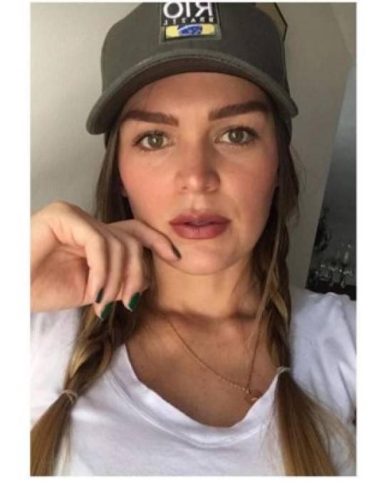 La hermana mayor de Karol G cuenta con más de 147mil seguidores en Instagram.