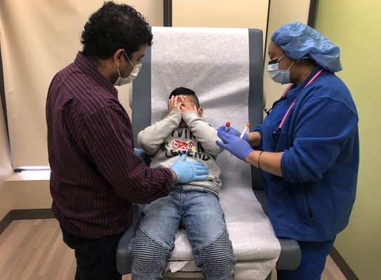 Indocumentados con coronavirus no van a hospitales por temor a ser deportados
