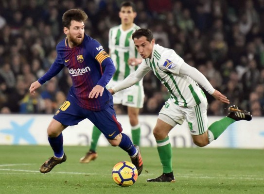 El Barcelona se afianza en el liderato con paliza al Real Betis