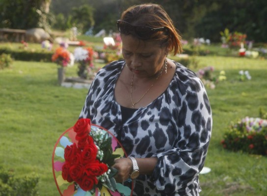 Madre de Arnold Peralta: 'Me hicieron llorar'