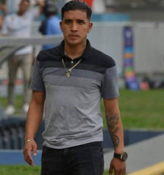 Michaell Chirinos: El delantero hondureño estaría siendo el nuevo refuerzo del FC Juárez de México, club que le compró la categoría a Lobos BUAP. El atacante catracho seguiría jugando en la primera división del balompié mexicano.<br/>