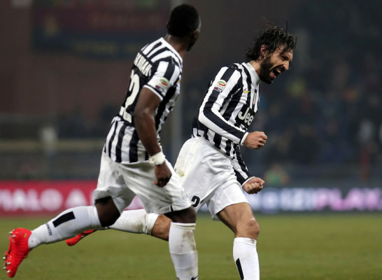 Un golazo de Pirlo da victoria a la Juventus