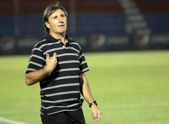 El Victoria despide al técnico argentino Christian Guaita