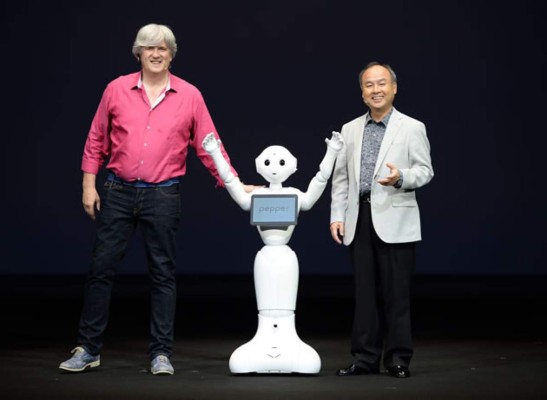 Presentan robot con emociones en Japón