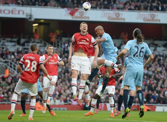 Arsenal frustra el intento del Manchester City de ser líder