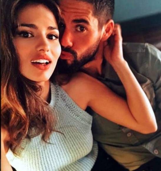 La actriz Sara Sálamo, confesa aficionada del Atlético de Madrid, es la novia de Isco Alarcón.