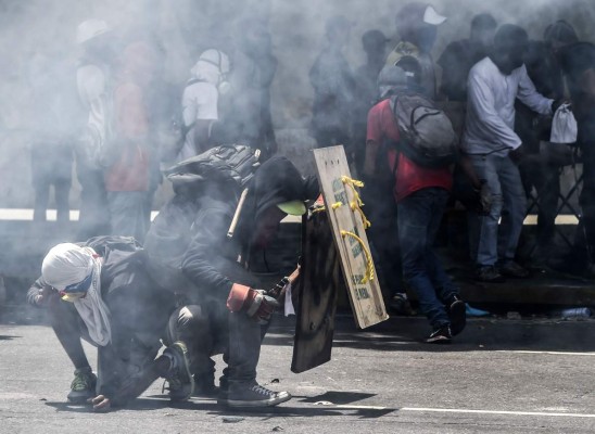 Paro cívico en Venezuela deja al menos dos muertos