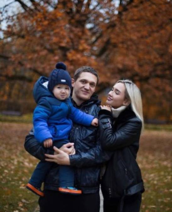 En sus redes la joven compartió una foto de su familia celebrando y agradeciendo la ayuda que ha recibido. '¡La colección para la primera etapa está cerrada! No hay palabras para describir lo que sucedió en estos últimos días', publicó el 15 de octubre.<br/>