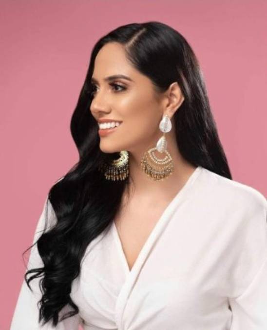Cecilia ya tiene experiencia en el ámbito de los certámenes de belleza, representó a Honduras en Miss América Latina Mundo quedó de segunda finalista.