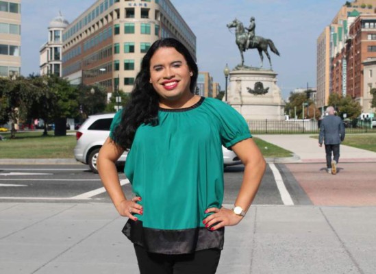 Hondureña, primer transgénero contratada por la Casa Blanca