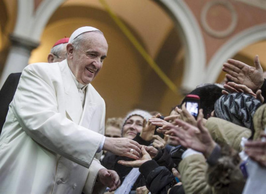 El Papa pide acabar con los 'mercaderes de carne' que esclavizan a los inmigrantes