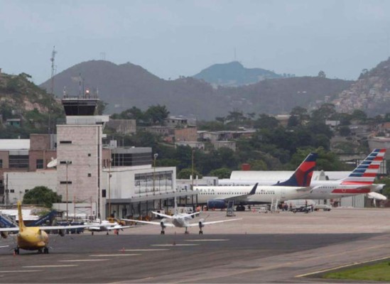 Se normalizan vuelos en el aeropuerto Toncontín tras cortocircuito