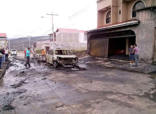 Explota carro cargado con pólvora en Tegucigalpa