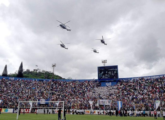 Video: Ejército hondureño se luce con su esperado show aéreo