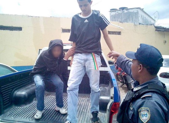 Honduras: Capturan a dos sospechosos por masacre en Tegucigalpa
