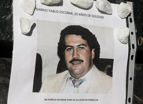 'Pablo Escobar está vivo' para sus detractores y seguidores, según su hermana