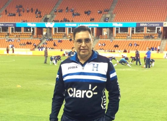 El doctor Guillermo Fonseca tiene una amplia trayectoria en la medicina del deporte.