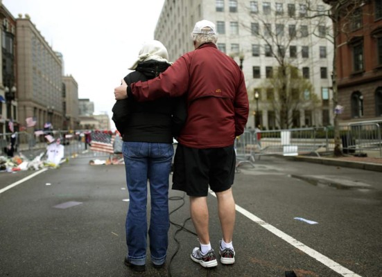 Evacúan a cientos de personas en Boston tras conmemoración de atentado