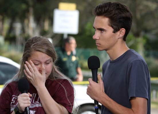 Luto y dolor en Florida tras masacre en colegio de Parkland