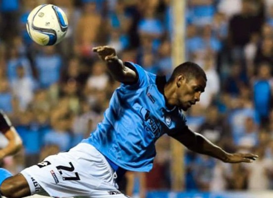 River Plate se impuso de visita a Belgrano de Jerry Bengtson