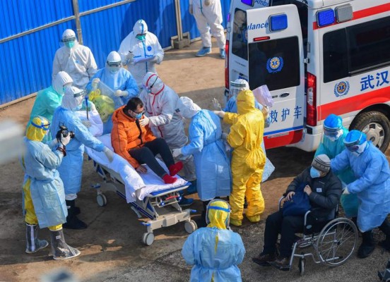 Coronavirus deja 490 muertos en China y crece alarma mundial