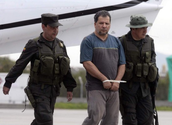 Colombia extradita a EEUU a prominente exparamilitar y jefe del narco