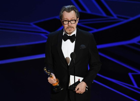 Gary Oldman gana premio Óscar a mejor actor