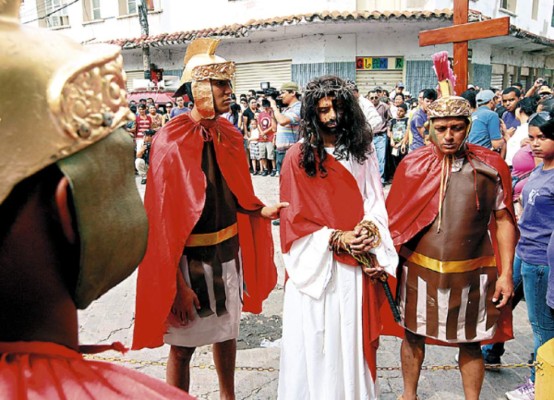 Horarios de las actividades religiosas de la Semana Santa