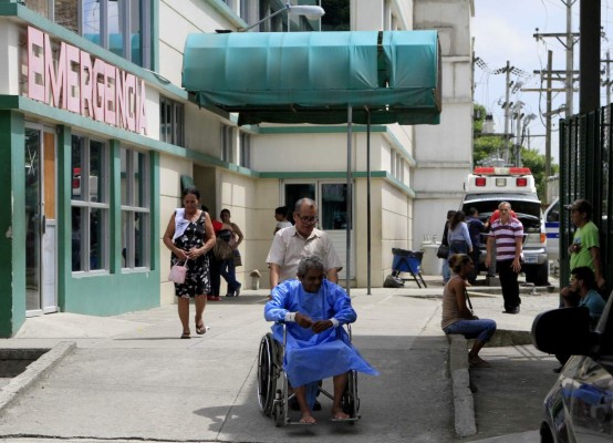 Médico investigado: 'Mi cargo tenía mucha demanda y puse orden”