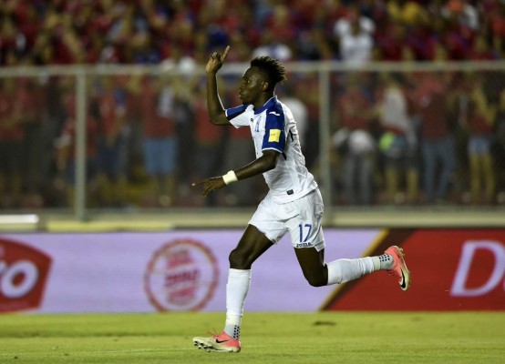 Concacaf: Panamá amarga a Honduras con un empate 2-2