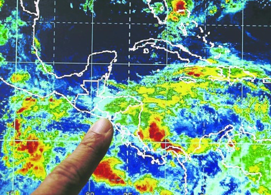 Ingresa a Honduras tercera onda tropical