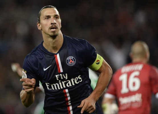 Ibrahimovic regresa con un 'hat trick' y fulmina al Saint Etienne