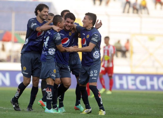 Motagua golea al Vida y está en la liguilla