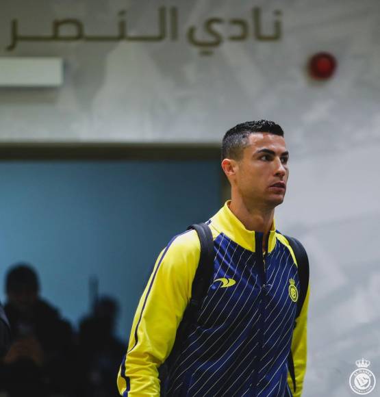 La llegada de Cristiano Ronaldo para su debut oficial con su nuevo equipo Al Nassr en Arabia Saudita.
