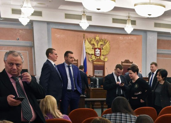 Rusia prohíbe por 'extremistas' a los Testigos de Jehová