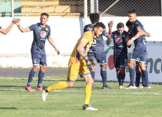 Motagua sin despeinarse vence a la UPN y le mete presión al Olimpia