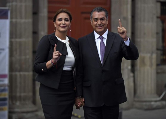 México: Candidato presidencial pide cortar manos a corruptos
