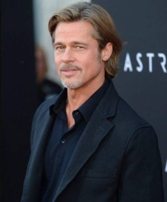 Brad Pitt<br/><br/>Se especula que el galán de Hollywood recurría a menudo al psíquico Ron Bard (1959-2016). Su relación con el vidente habría comenzado en los 2000, después de ser presentados por su primera esposa, Jennifer Aniston.<br/><br/>Según el Telegraph Bard le había vaticinado a Pitt en 2012 que su matrimonio con Angelina Jolie no duraría mucho, dos años después la pareja anunció su divorcio.<br/><br/>MIRA: <a href='https://www.laprensa.hn/fotogalerias/farandula/1338765-411/brad-pitt-vive-romance-con-alia-shawkat-actriz-25-a%C3%B1os-menor' style='color:red;text-decoration:underline' target='_blank'>Brad Pitt vive romance con Alia Shawkat, una actriz 25 años menor que él</a><br/>