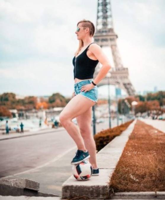 La hermosa francesa ha sido coronada en tres ocasiones como la mejor del planeta en el Campeonato Mundial de Freestyle.