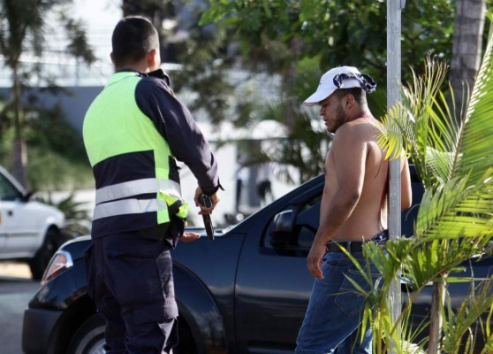 Con pistola en mano detienen a secuestrador en Tegucigalpa