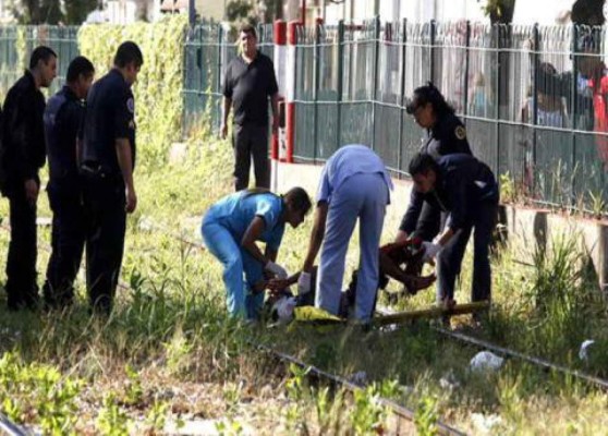 Hondureño resbala y cae de 'La Bestia” por frío en México