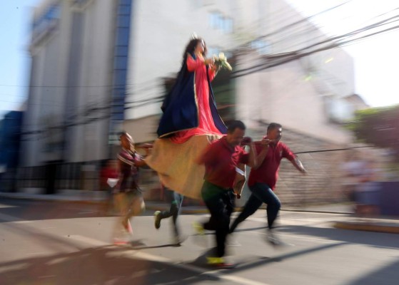 'Si Cristo ha resucitado es para traernos vida”, dice Cardenal