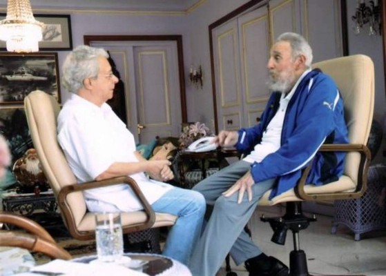 Fidel Castro reaparece en reunión con teólogo brasileño