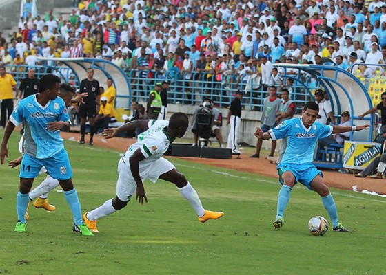 Hondureño Júnior Sandoval debutó en el fútbol colombiano