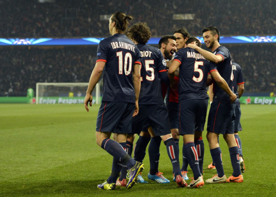 El PSG con la banca domina al Bayer y clasifica a cuartos