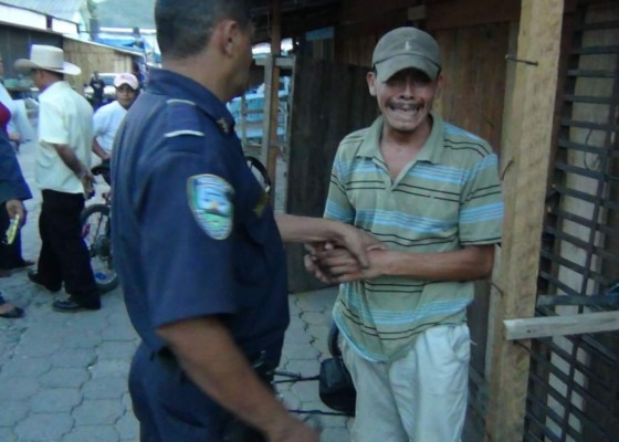 Padre hondureño robó para comprar las medicinas a su hijo