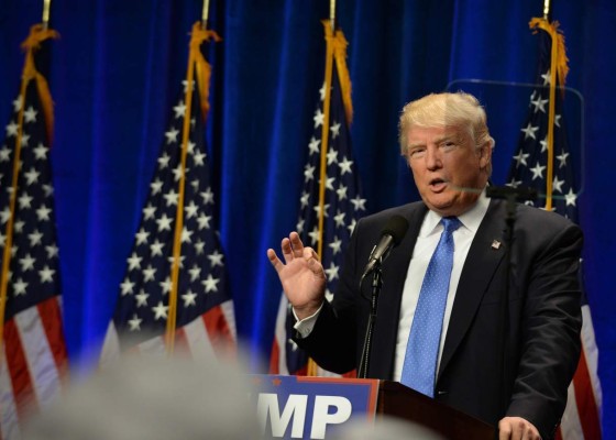 Trump propone suspender la inmigración de países terroristas